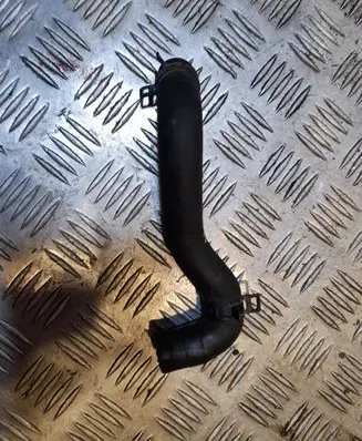 Mercedes-Benz CLA C117 X117 W117 Engine coolant pipe/hose YAP4561811