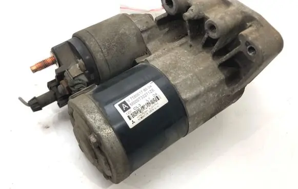 Citroen C3 Picasso Starter motor 75500178004