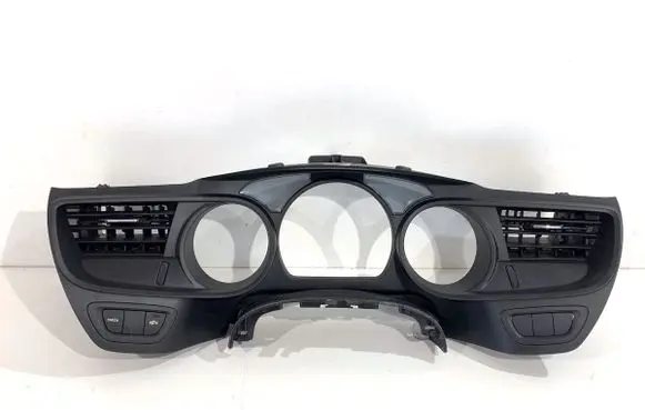 Citroen C5 Rear air vent grill 9682386677