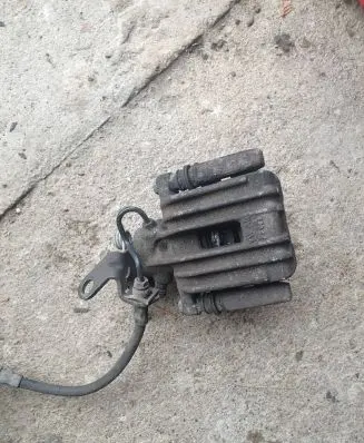 Volkswagen Golf Plus Rear brake cylinder 