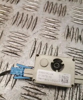 Mini One - Cooper Coupe R56 Aerial antenna amplifier 699009004
