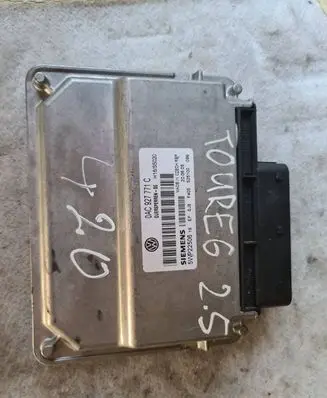 Volkswagen Touareg I Gearbox control unit/module 0AC927771C H16S5020 5WP22506