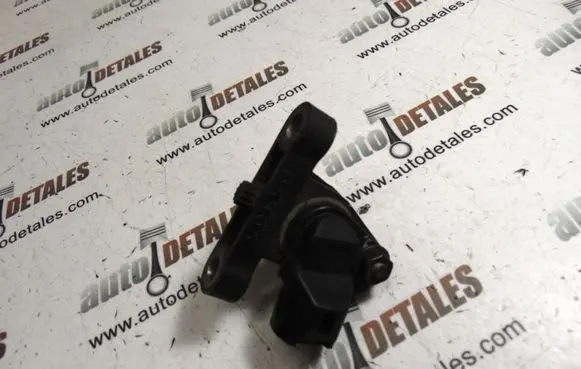 Volvo XC90 Crankshaft position sensor 30637803