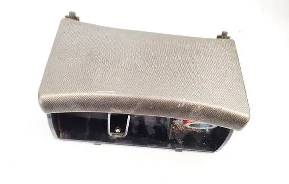 Volkswagen PASSAT B5.5 Car ashtray 30830010BT