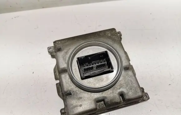 Audi Q7 4M Headlight ballast module Xenon 7PP941572AB