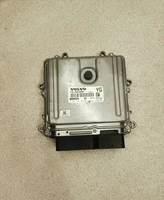 Volvo V50 Engine control unit/module P31303388 1039S33755 0281015286
