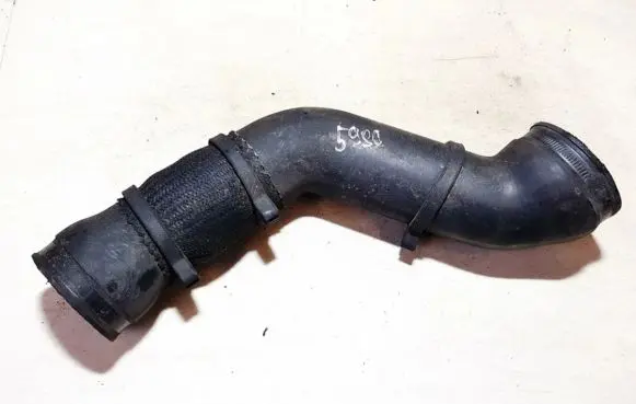 Audi TT Mk1 Intercooler hose/pipe 06a145708b