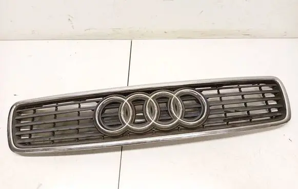 Audi A4 S4 B5 8D Front grill 8d0853651j