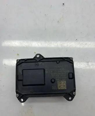 Volkswagen PASSAT B7 Xenon control unit/module 1T0941329B 503950440603