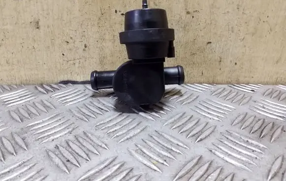 Audi A4 S4 B8 8K Coolant heater control valve 1J0819809