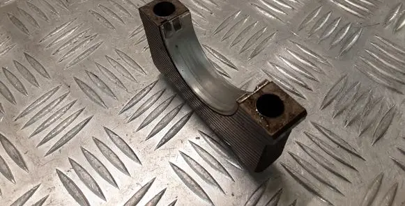 Volkswagen PASSAT B6 Crankshaft Holder 028103C