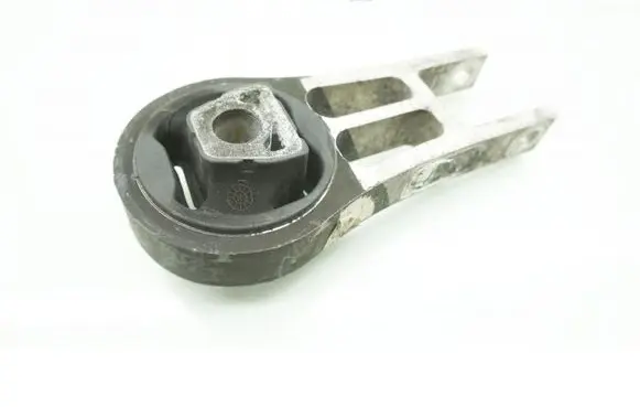 Jeep Grand Cherokee Gearbox mounting bracket 