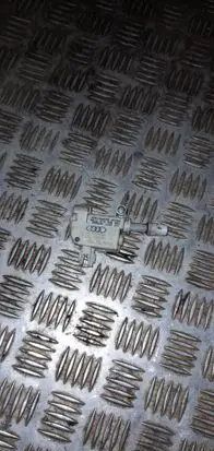 Fuel tank cap lock motor