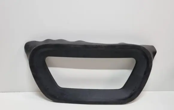 Tesla Model Y Engine hood trim 149408800C 149337500C
