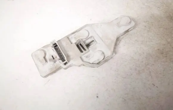 Skoda Octavia Mk2 (1Z) Tail light bulb cover holder 27592202 27.59.22.02