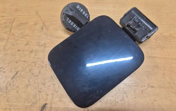 Hyundai Sonata Fuel tank cap 695103K000