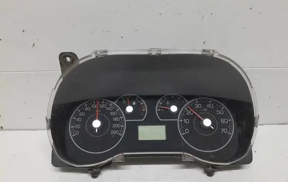 Speedometer (instrument cluster)