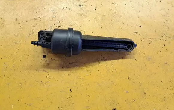 Mercedes-Benz E W212 Other engine bay part A2045010206