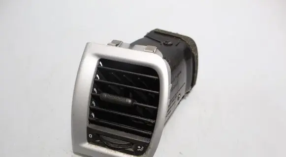 Skoda Fabia Mk2 (5J) Dashboard side air vent grill/cover trim