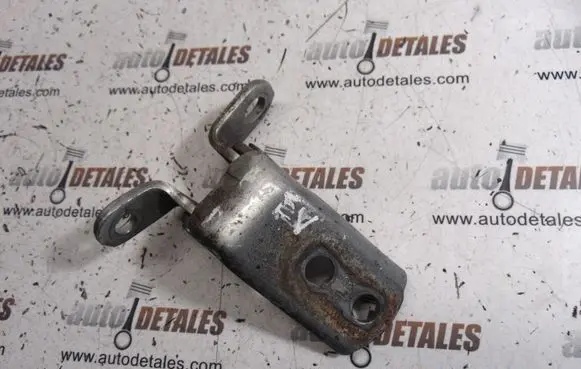 Toyota Previa (XR30, XR40) II Front door upper hinge