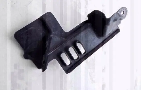 Hyundai Coupe Radiator trim 