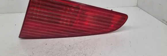 Peugeot 607 Tailgate rear/tail lights