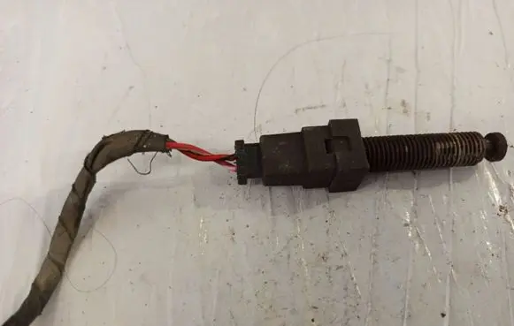 Audi 80 90 B2 Brake pedal sensor switch 857945515A