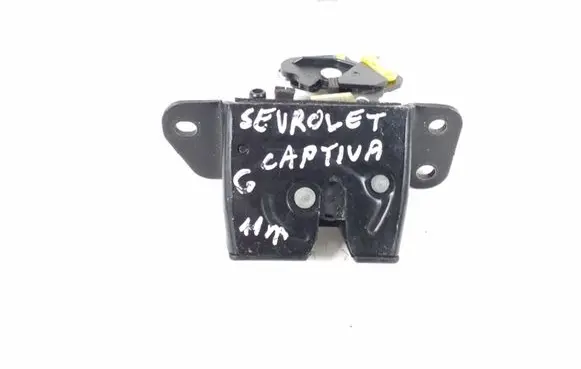 Chevrolet Captiva Loading door lock 