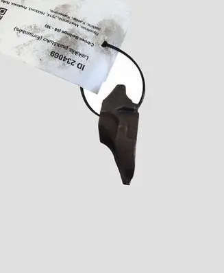 Citroen Berlingo Fuel Injector clamp holder