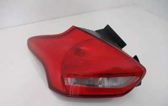 Ford Focus Rear/tail lights F1EB13405CE