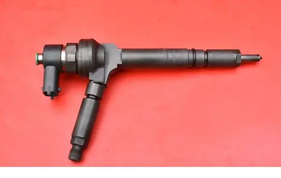 Fuel injector