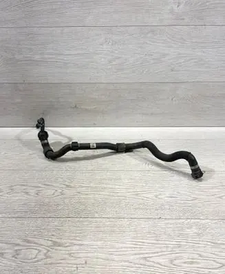 BMW 3 F30 F35 F31 Engine coolant pipe/hose 8673124