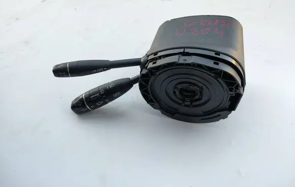 Wiper turn signal indicator stalk/switch