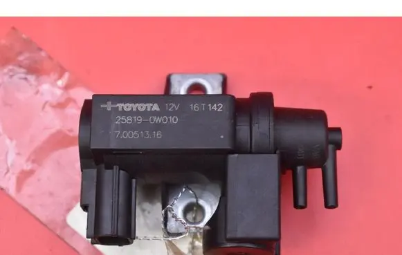 Toyota C-HR I Vacuum valve 258190W010