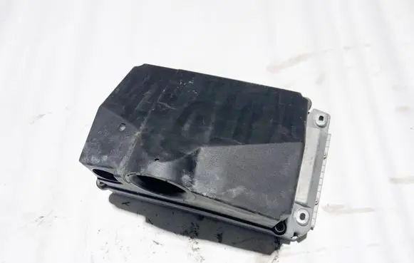 BMW 8 E31 Fuse box cover 1725177 12901725177 12901731029