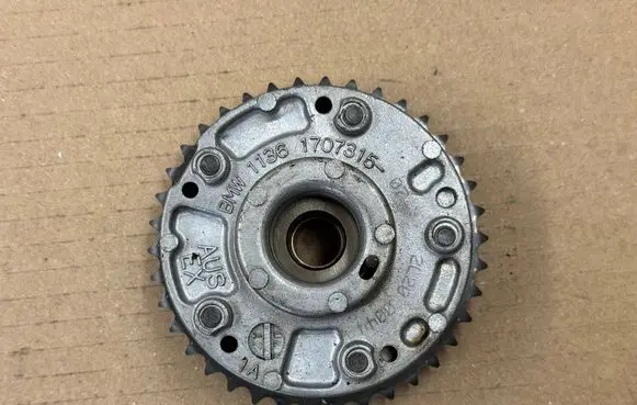 BMW 3 E90 E91 Camshaft pulley/ VANOS 1707315 11361707315