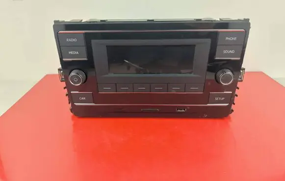 Radio/CD/DVD/GPS head unit