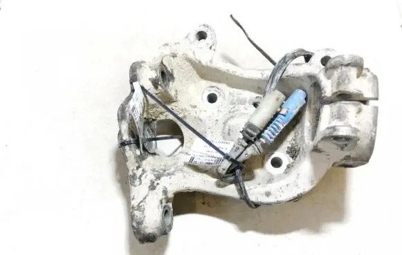 BMW 5 E60 E61 Front wheel hub