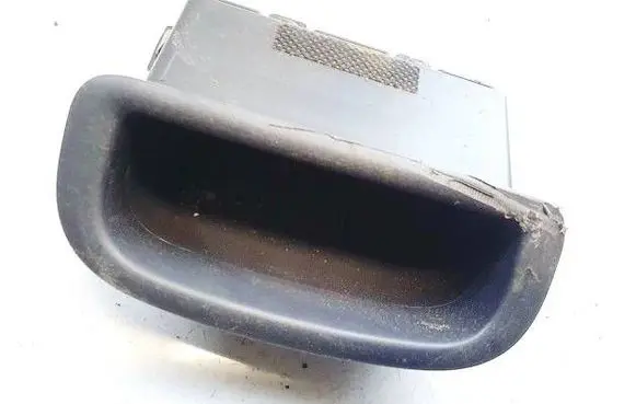 Glove box