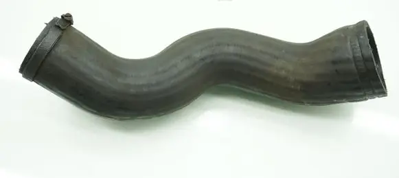 Volvo XC90 Air intake hose/pipe 30680217