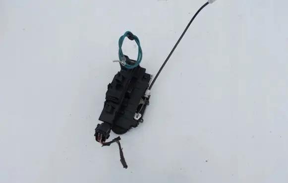 Fiat Croma Front door lock 51780201