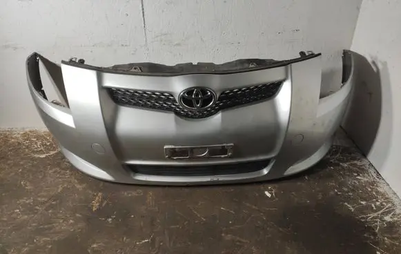 Toyota Auris 150 Front bumper 