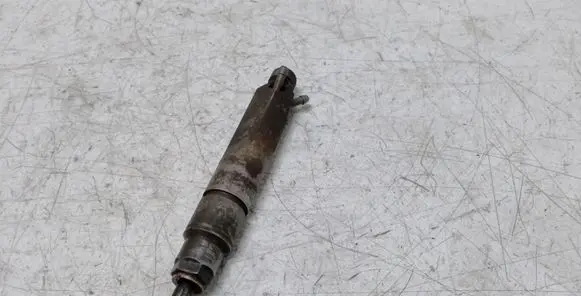 Volkswagen Sharan Fuel injector 028130201T 0432193747