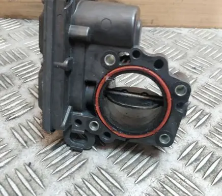 Ford Kuga II Throttle valve 9806625280