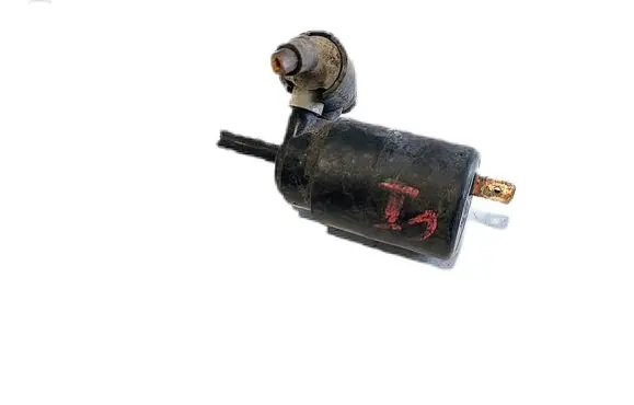 Volkswagen Golf II Windscreen/windshield washer pump 191955651