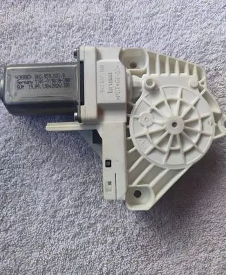 Volkswagen Sharan Rear door window regulator motor 8K0959801B
