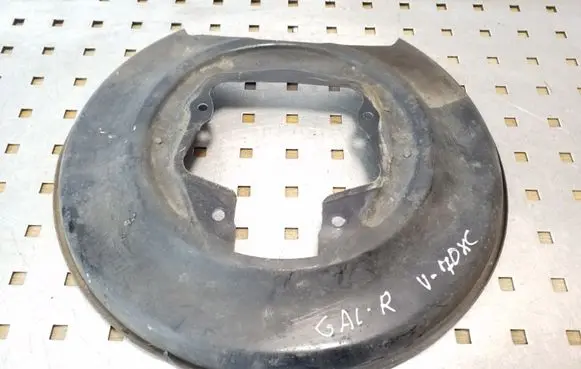 Volvo XC70 Rear brake disc plate dust cover 