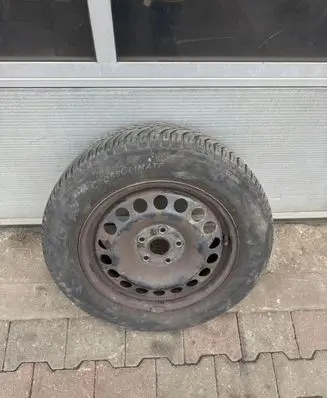 R16 alloy rim