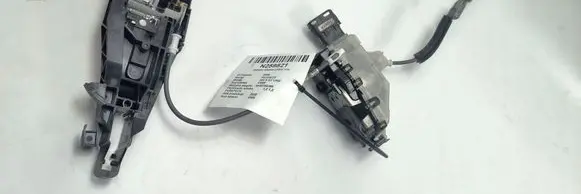Peugeot 208 II Rear door lock 292854