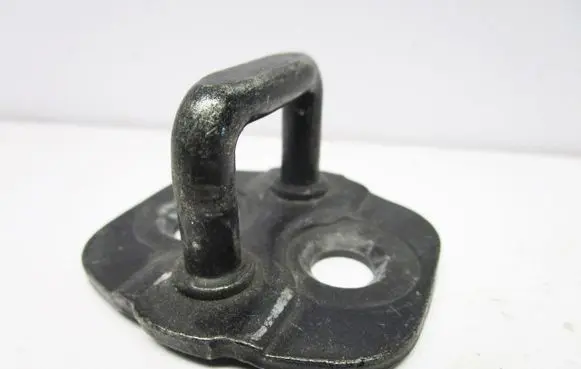 Nissan Qashqai Front door lock loop/hook striker 